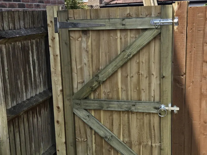 New ledged and braced timber side gate with hinges and ring latch
